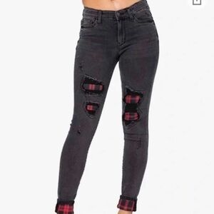 Judy Blue Skinny Jeans in Black Size 16W